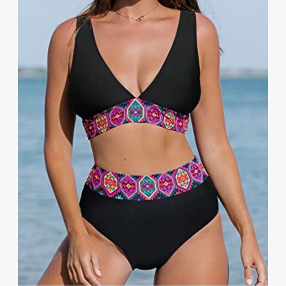 Other - NWT Black and Multicolor Women's Swimwear Set - Size: Medium